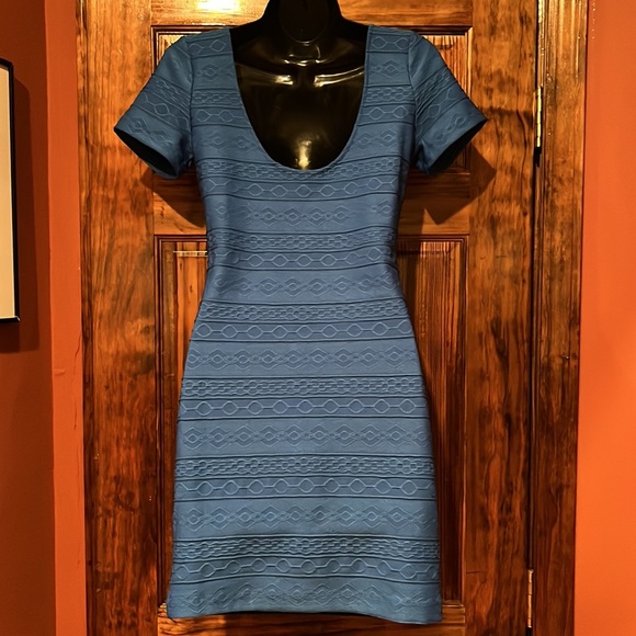 Blue Short Sleeve Mini Dress - Picture 3 of 5